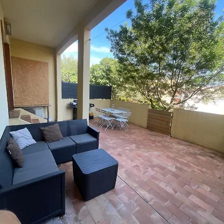 Proche Avec Terrasse Et Jardin Privatif 아파트 *