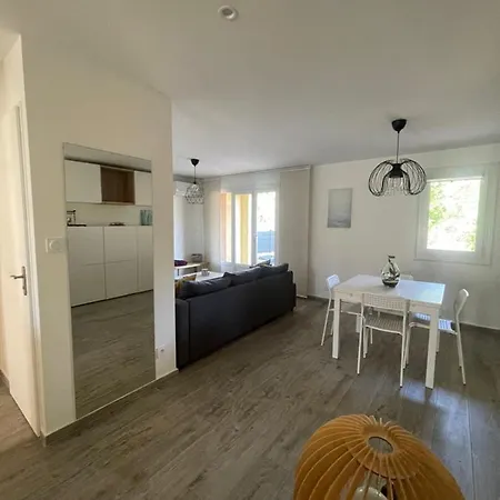 Apartamento Proche Avec Terrasse Et Jardin Privatif *